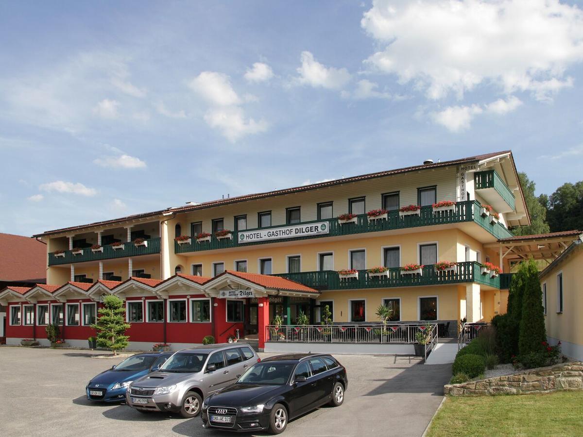 Gasthof-Hotel Dilger 라텐베르크 외부 사진